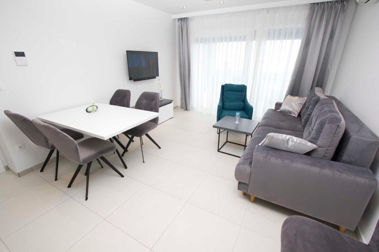 Villa Blue Makarska Bagian luar foto