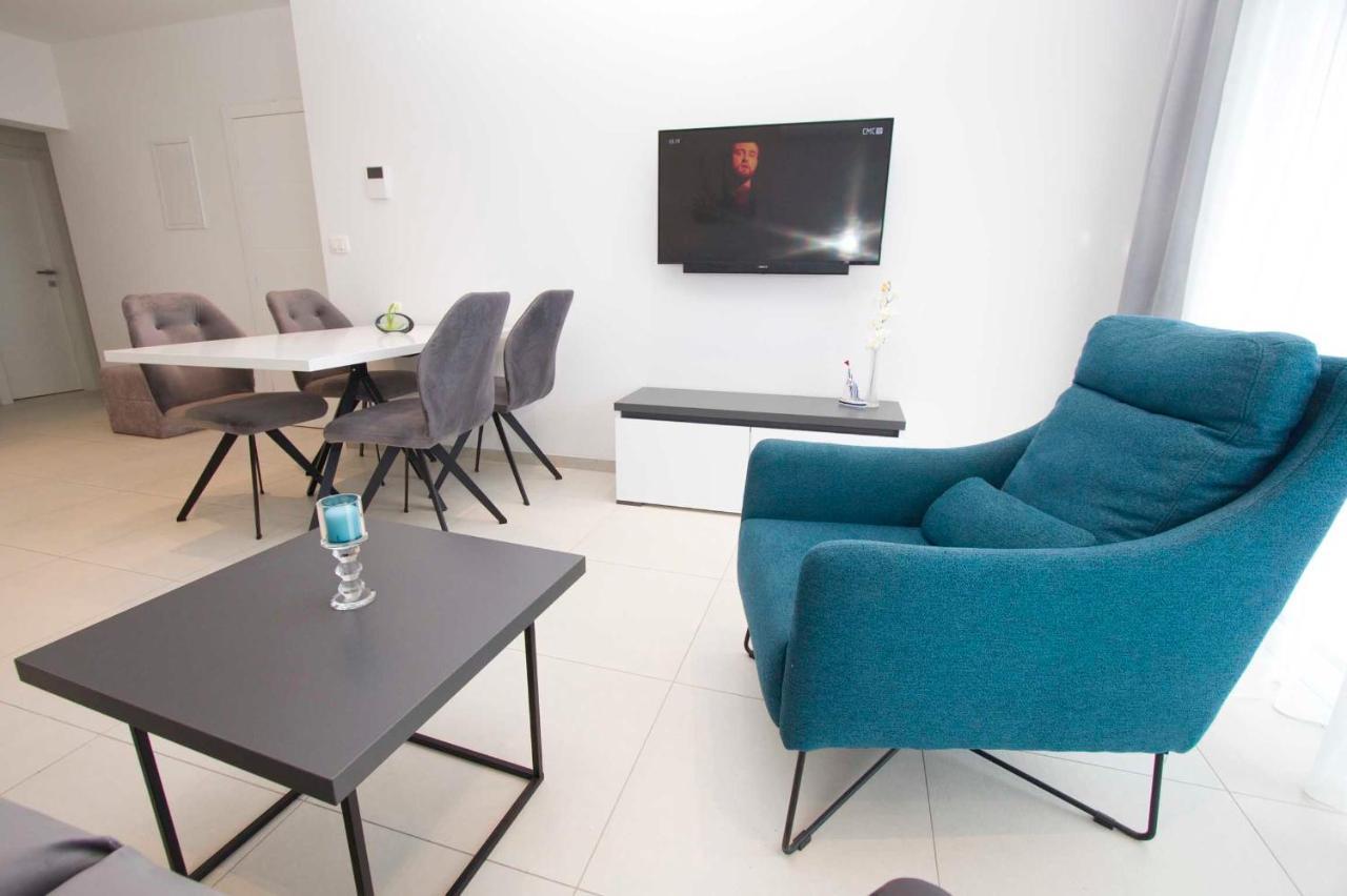 Villa Blue Makarska Bagian luar foto