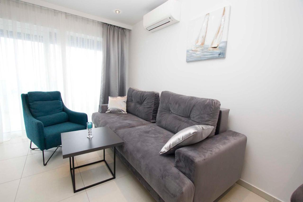 Villa Blue Makarska Bagian luar foto