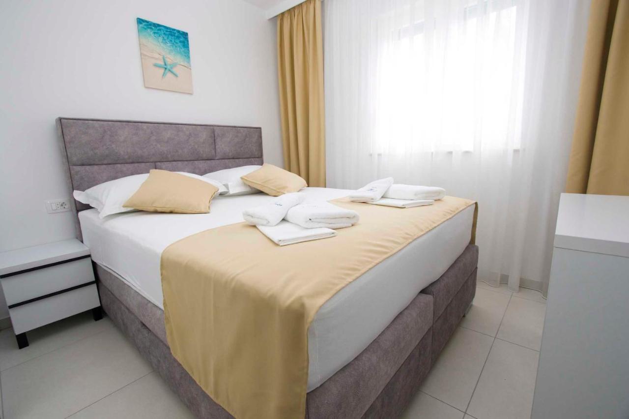 Villa Blue Makarska Bagian luar foto