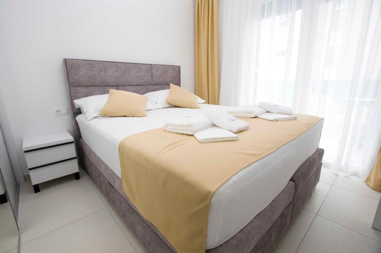 Villa Blue Makarska Bagian luar foto