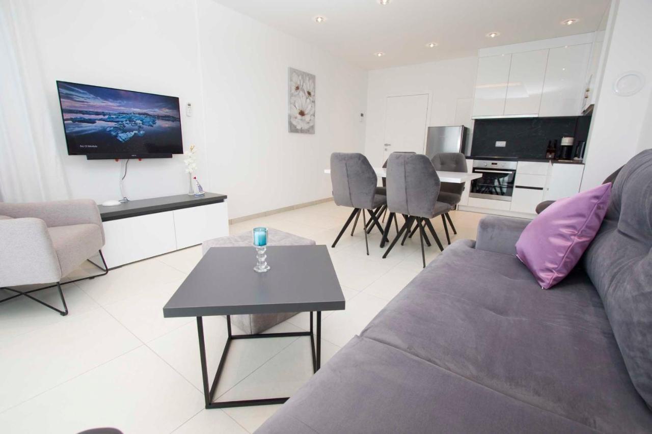 Villa Blue Makarska Bagian luar foto