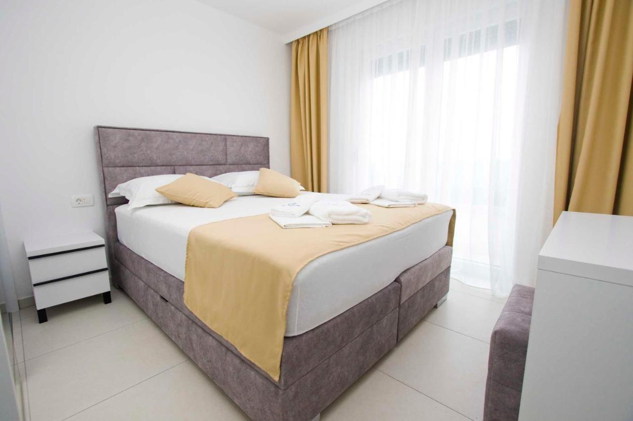 Villa Blue Makarska Bagian luar foto