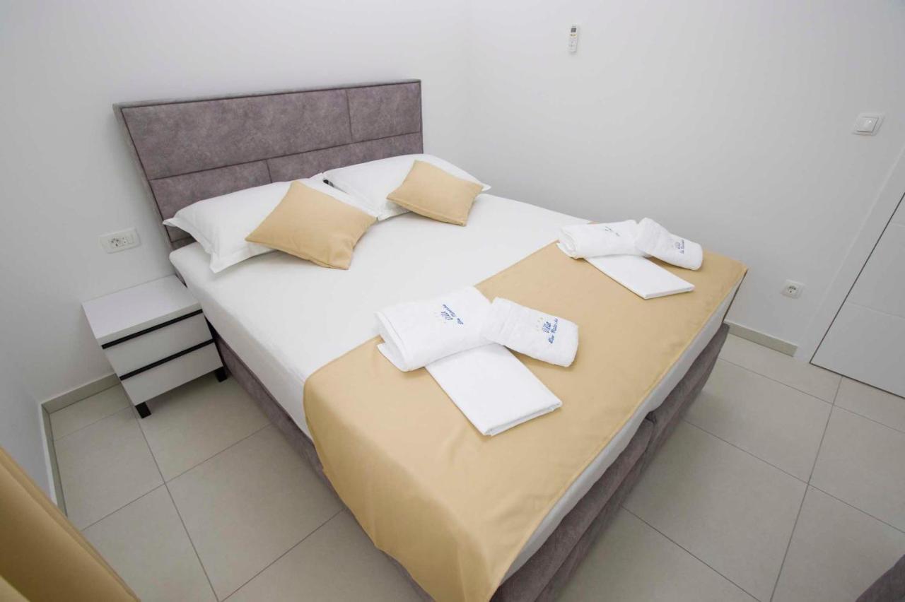 Villa Blue Makarska Bagian luar foto