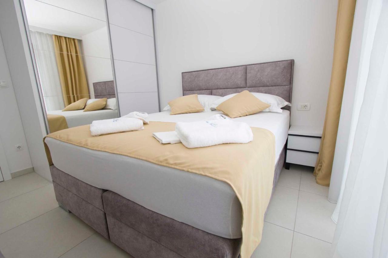 Villa Blue Makarska Bagian luar foto
